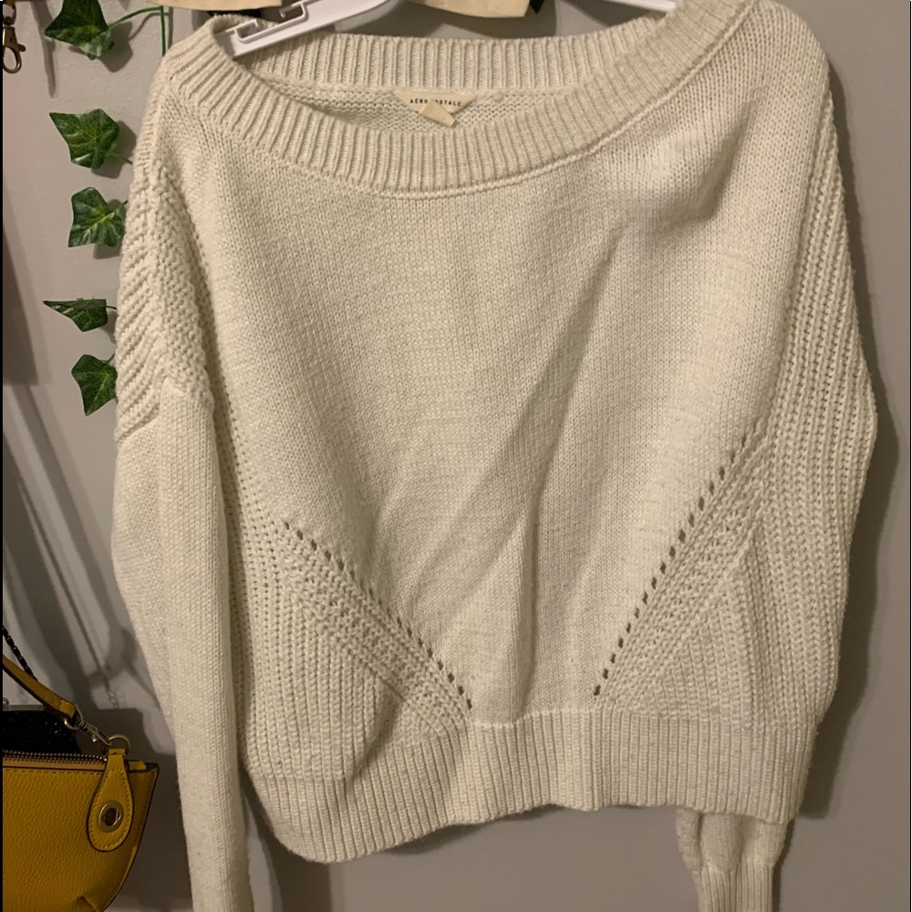 Aeropostale white women’s sweater